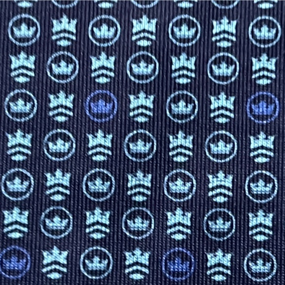 Peter Millar Summer Comfort Mens Size  XL Golf Polo Blue All Over Print Crowns - Picture 9 of 11